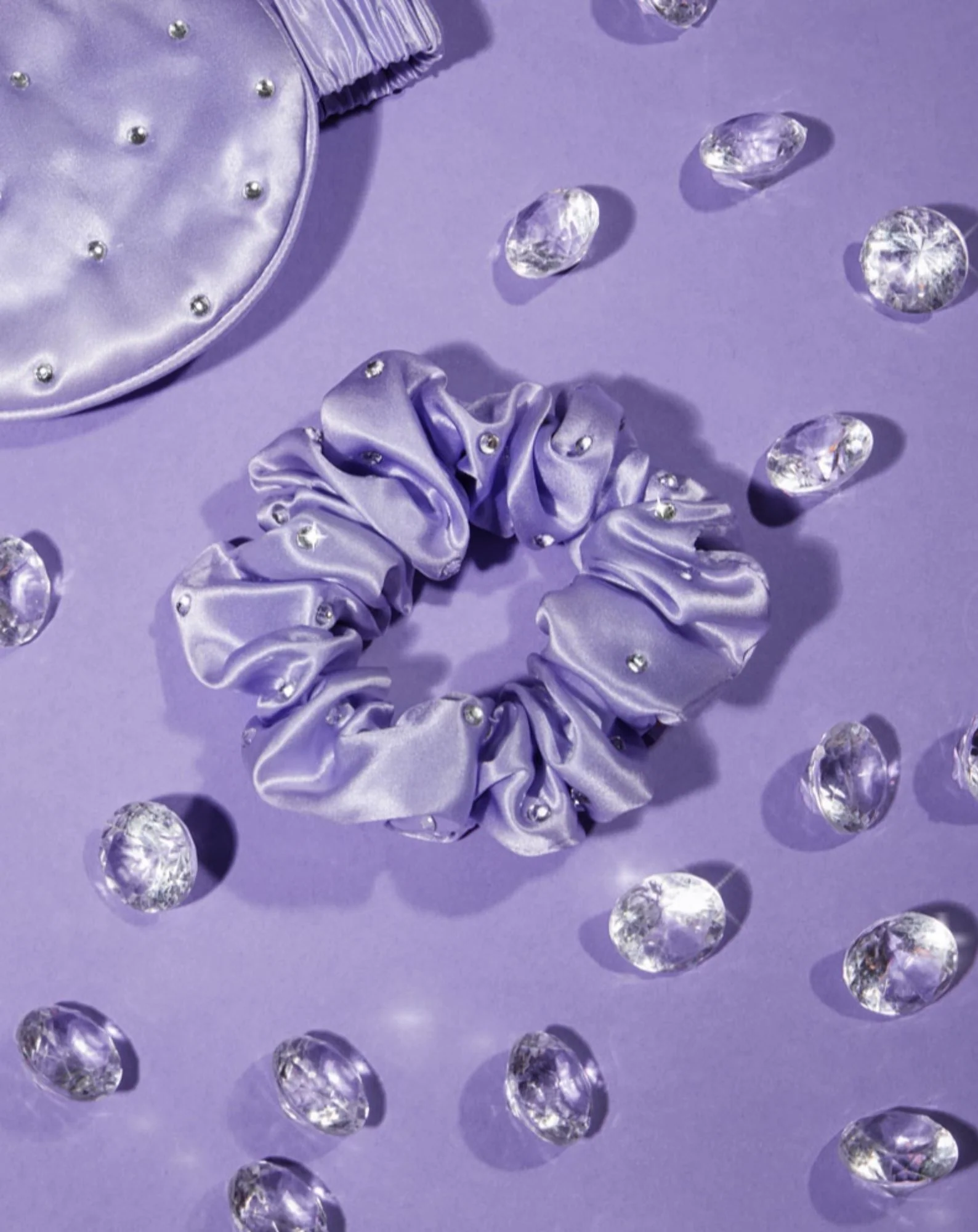 Gumka do włosów z jedwabiu z kryształkami – lilac Crystallove - Image 2