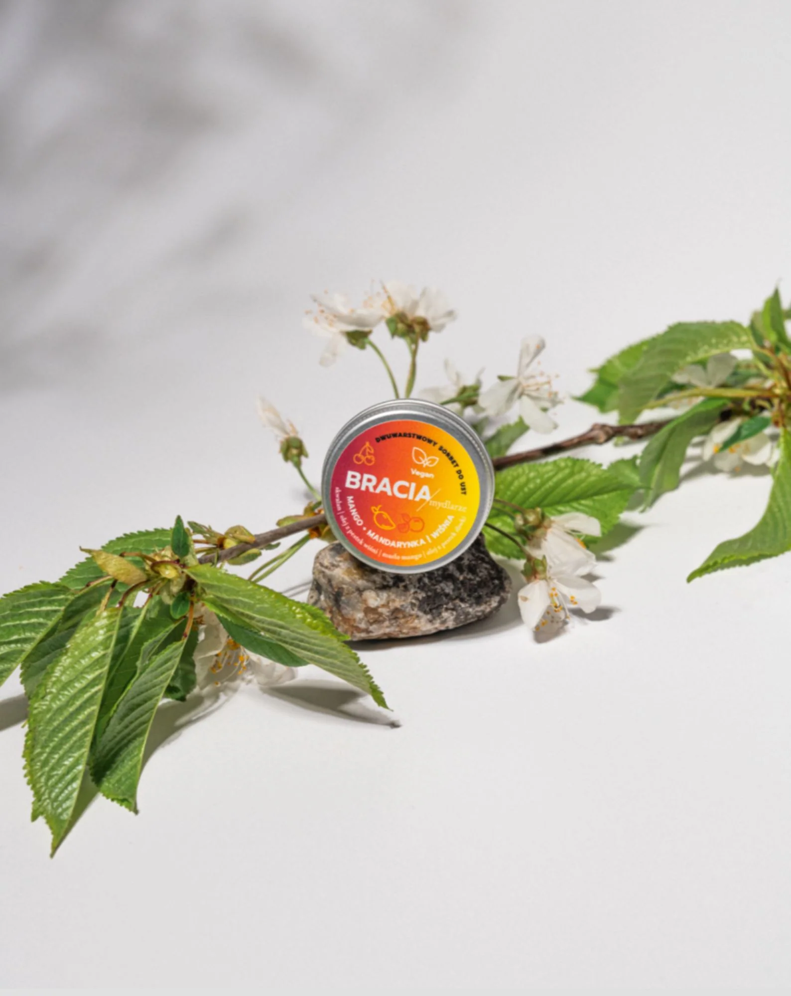 Owocowy sorbet na suche i spierzchnięte usta wiśnia mango i mandarynka Bracia Mydlarze - Image 4