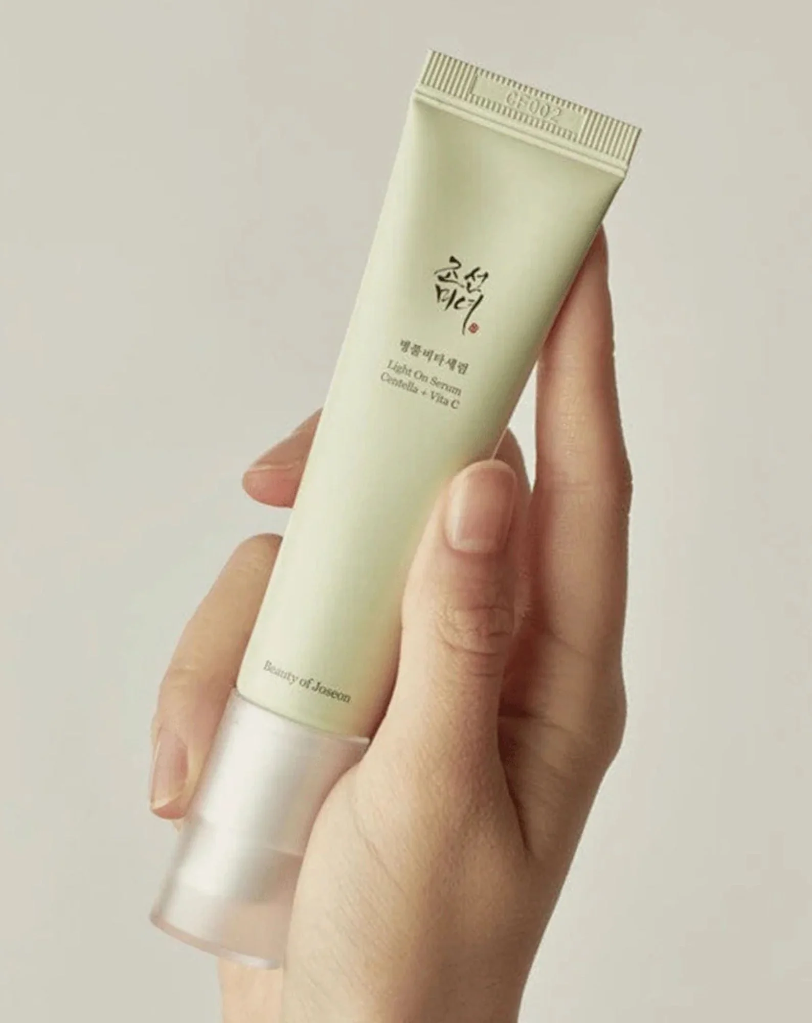 Rozjaśniająco-kojące serum do twarzy Light On Serum z witaminą C i wąkrotką azjatycką Beauty of Joseon - Image 4