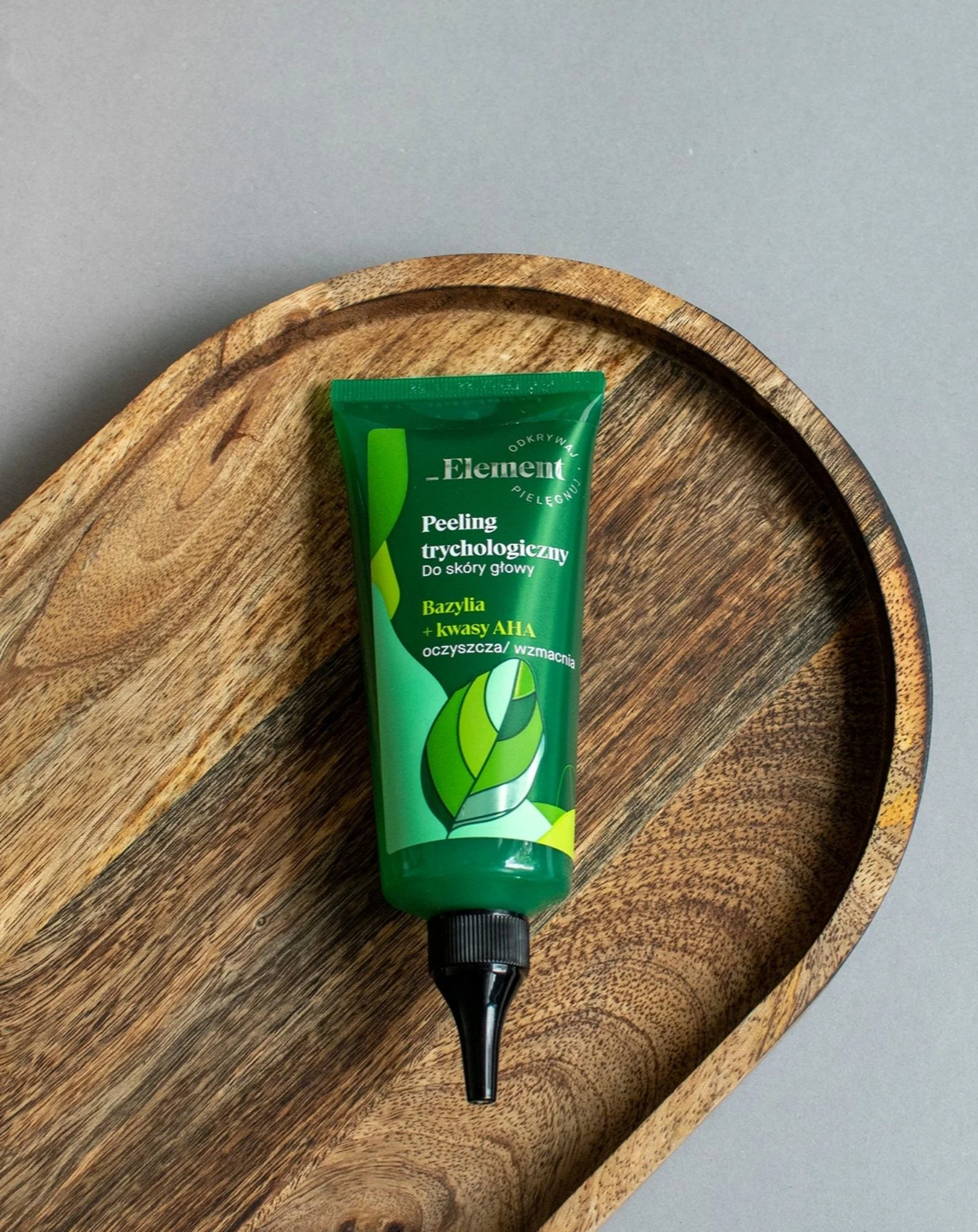 Trychologiczny Peeling oczyszczający do skóry głowy z ekstraktem bazylii i kwasem owocowym Element - Image 2