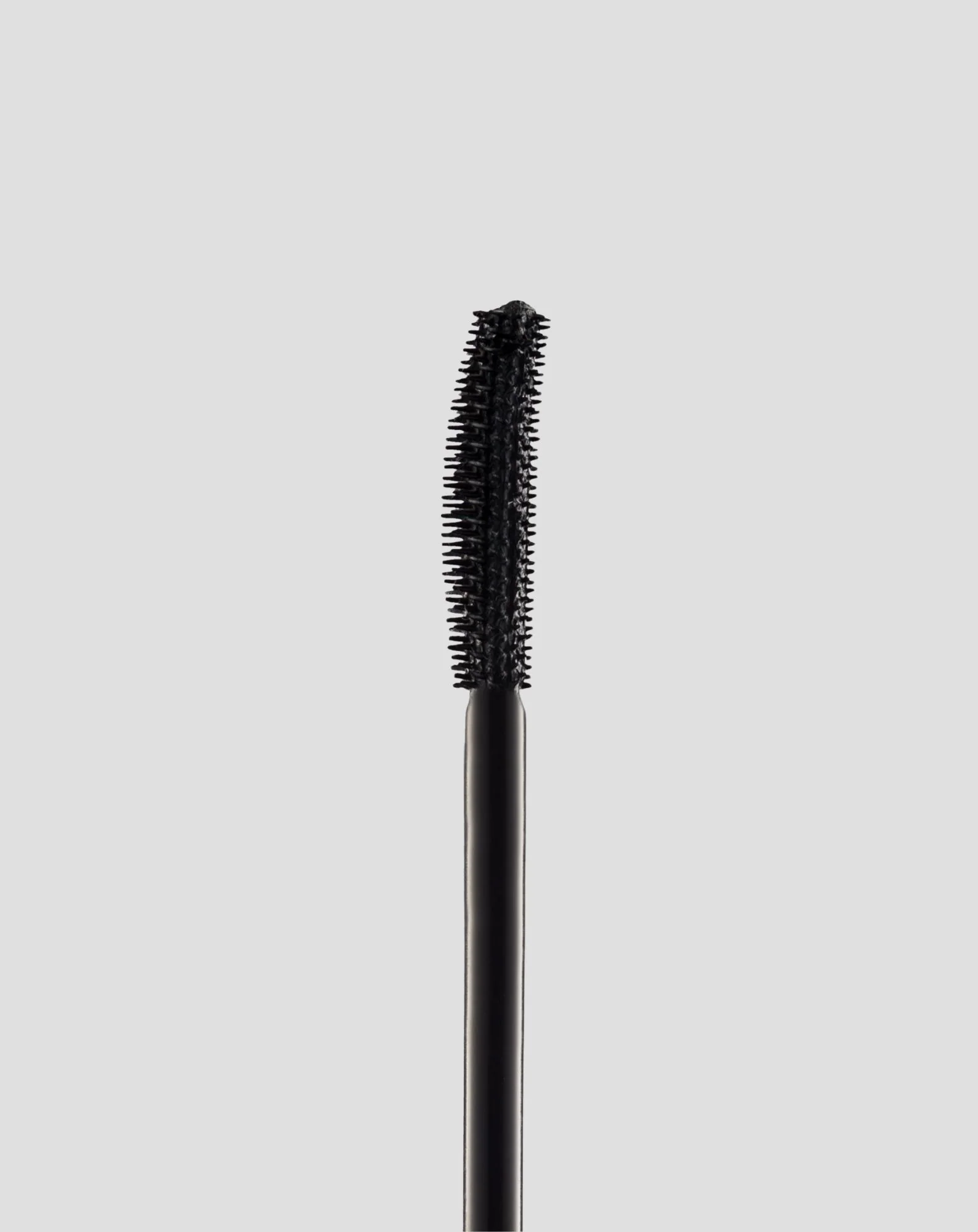 Tusz do rzęs z silikonową szczoteczką pogrubiający Exciting Lashes Affect Professional Cosmetics - Image 3