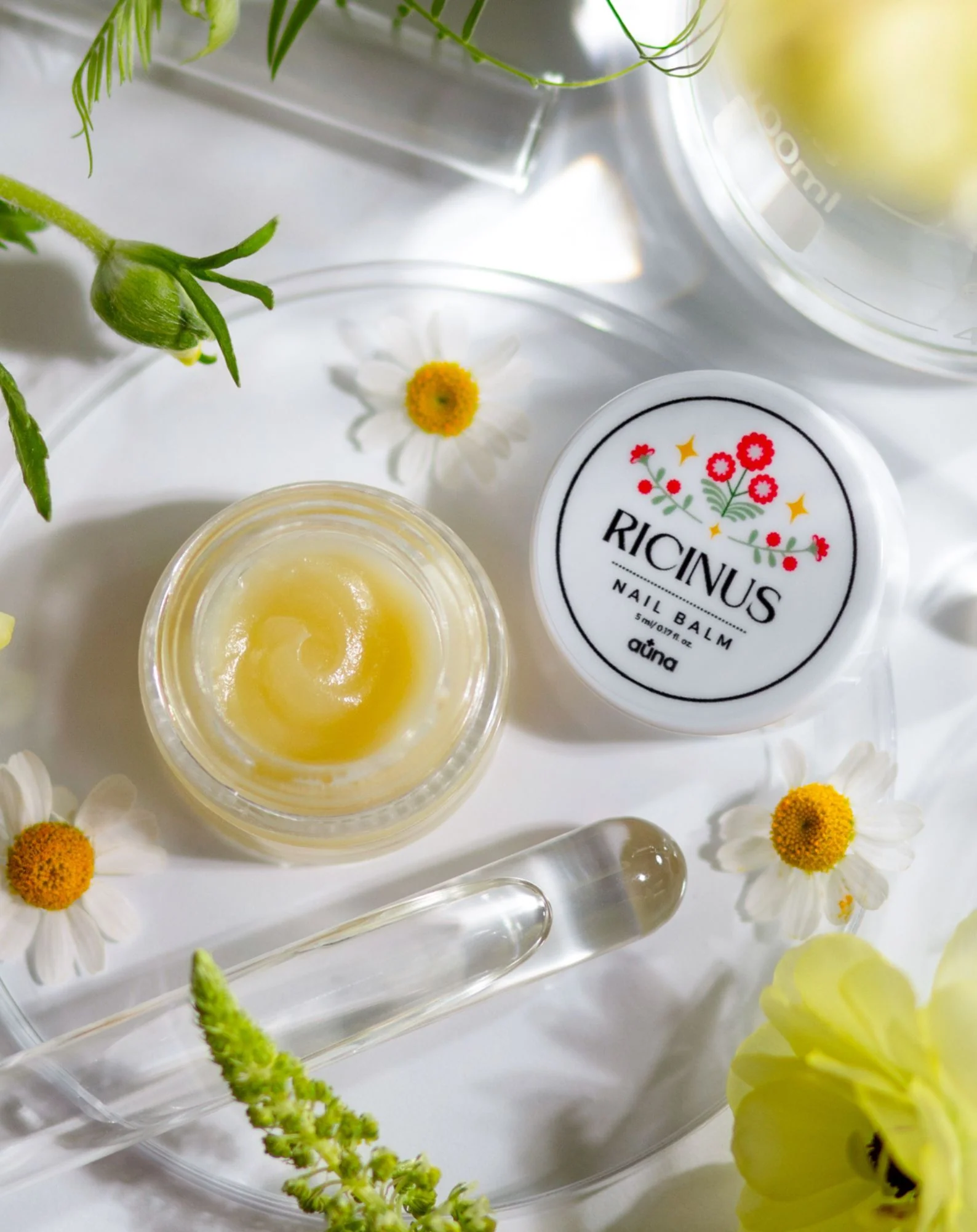 Wzmacniające serum do paznokci Ricinus Nail Balm z olejami i witaminą E Auna - Image 3