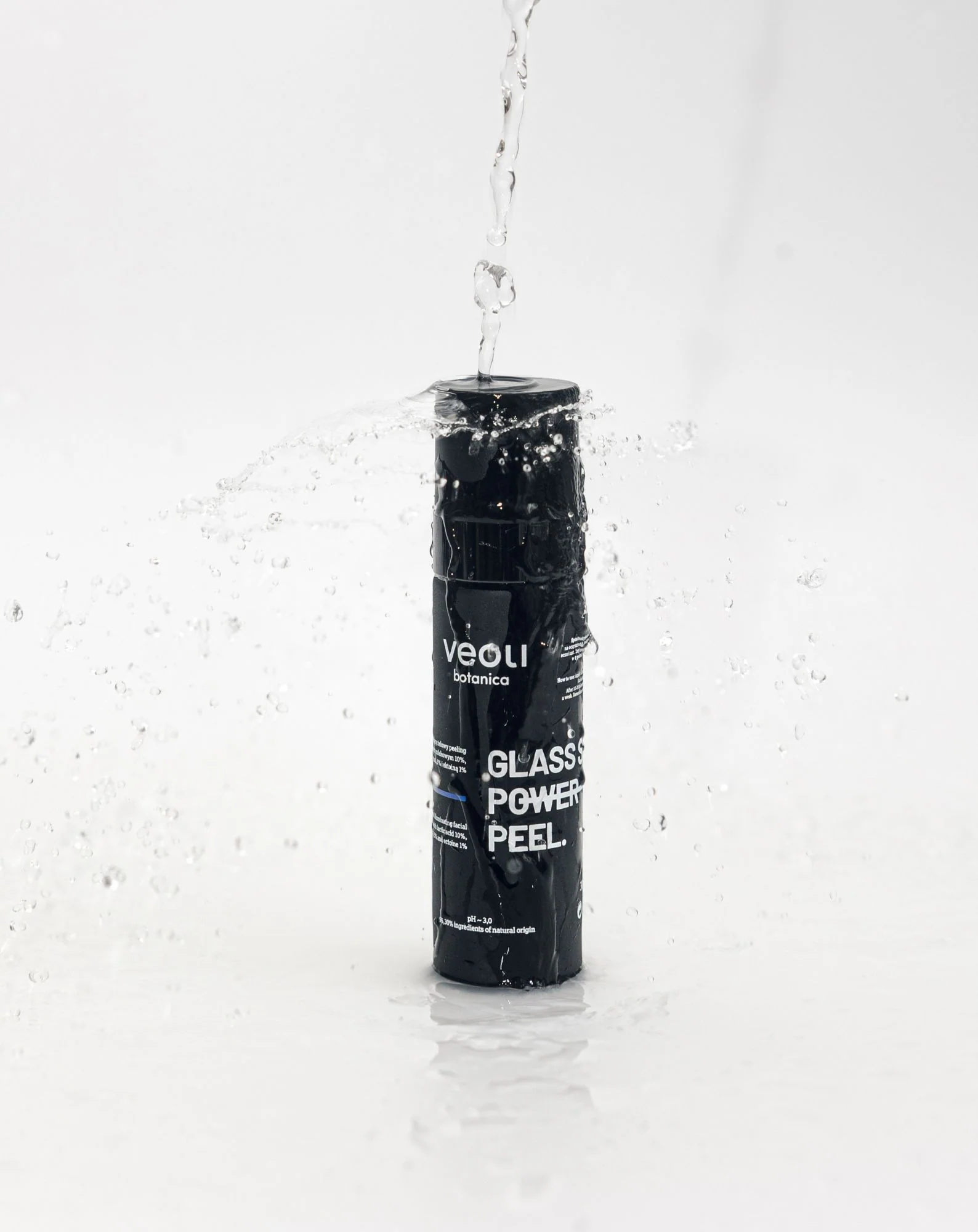 Żelowy peeling do twarzy Glass skin power peel z kwasem mlekowym, traneksamowym i ektoiną Veoli Botanica - Image 2